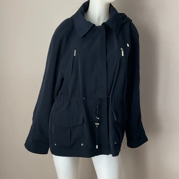 Tabi Drawstring Anorak Jacket - Picture 2 of 8